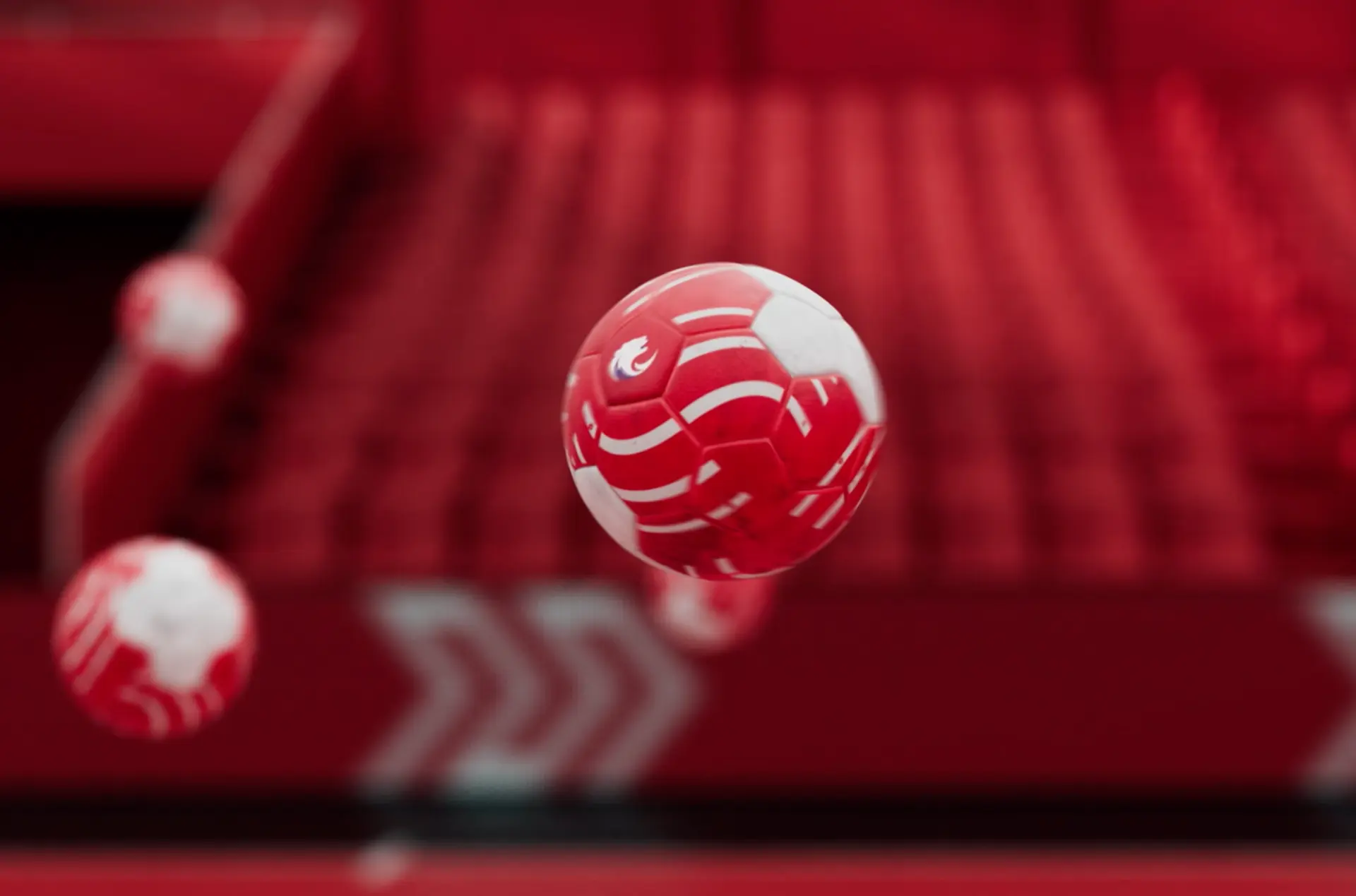 Ball i flukt med grunn dybdeskarphet